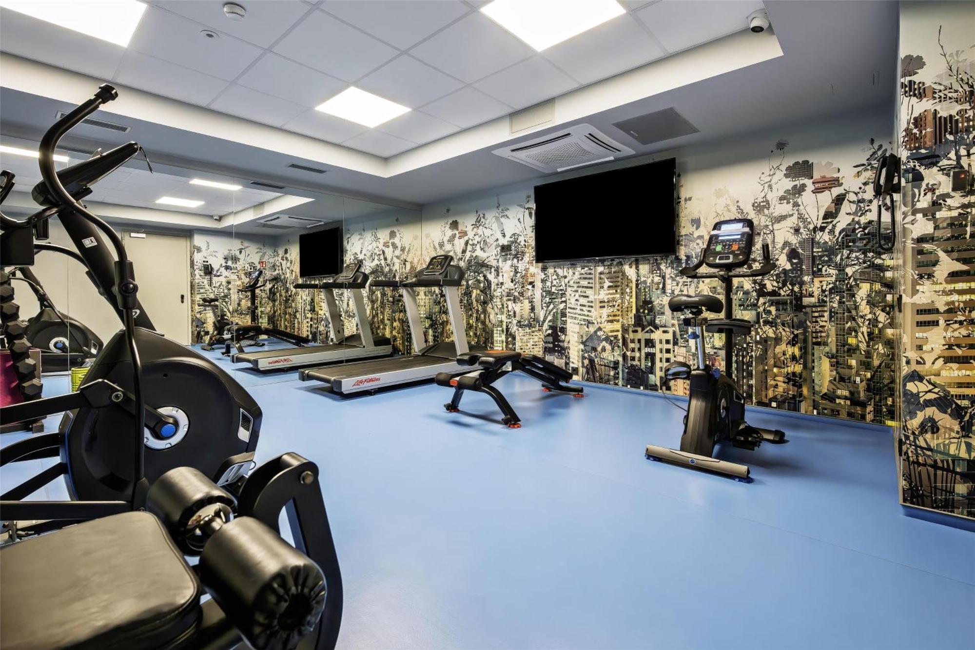 Hotel Park By Radisson Airport & Conference Centre 4*