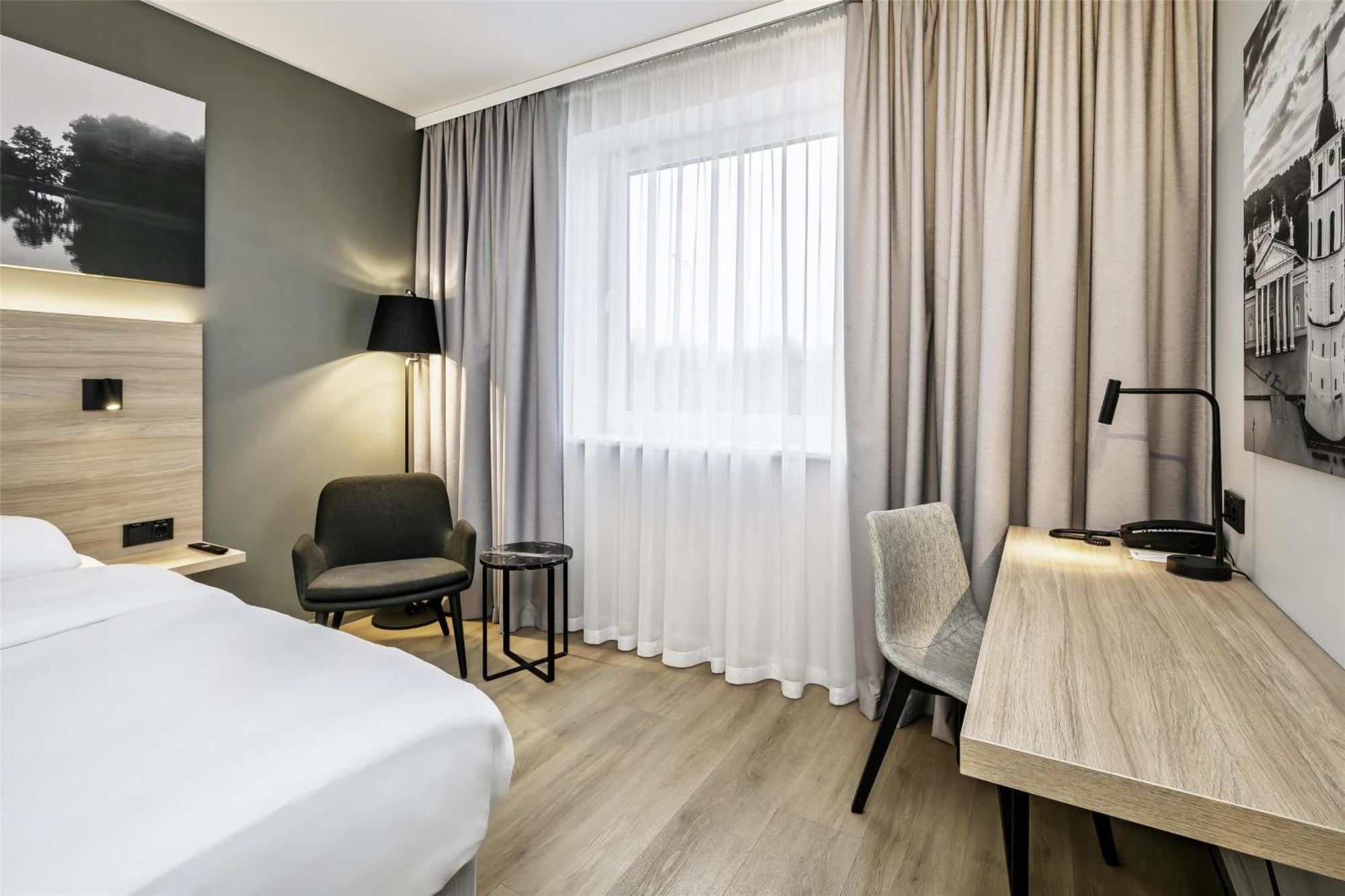 Park By Radisson Airport & Conference Centre Wilna