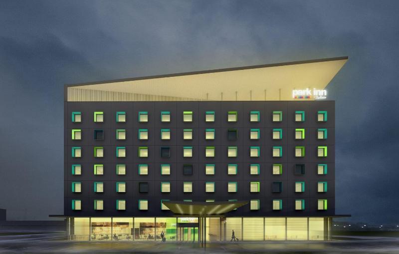 Park By Radisson Airport & Conference Centre Hotel Wilno