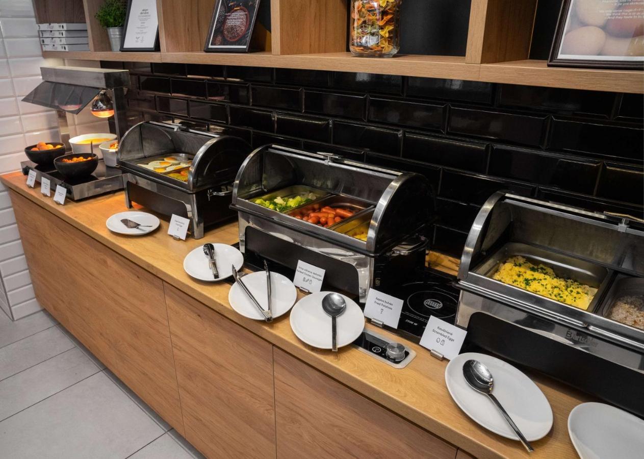 Park By Radisson Airport & Conference Centre Vilna